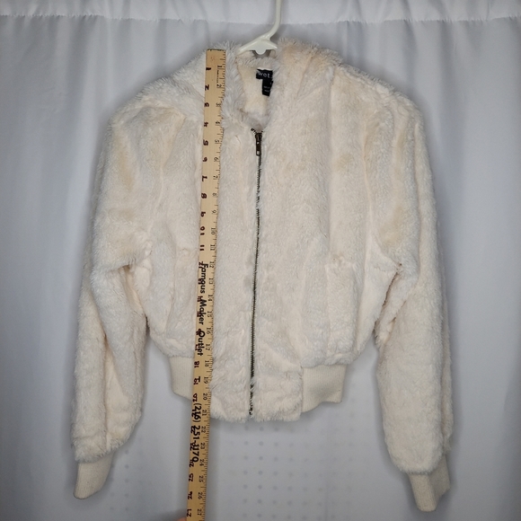 Y2K Faux Fur Bomber Jacket Hooded Pocket Zip Lined Long Sleeve Cream Small 2000s - Picture 4 of 7